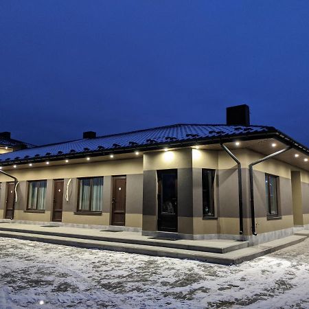 Karavan Hotel Bila Krynytsya  Exterior photo