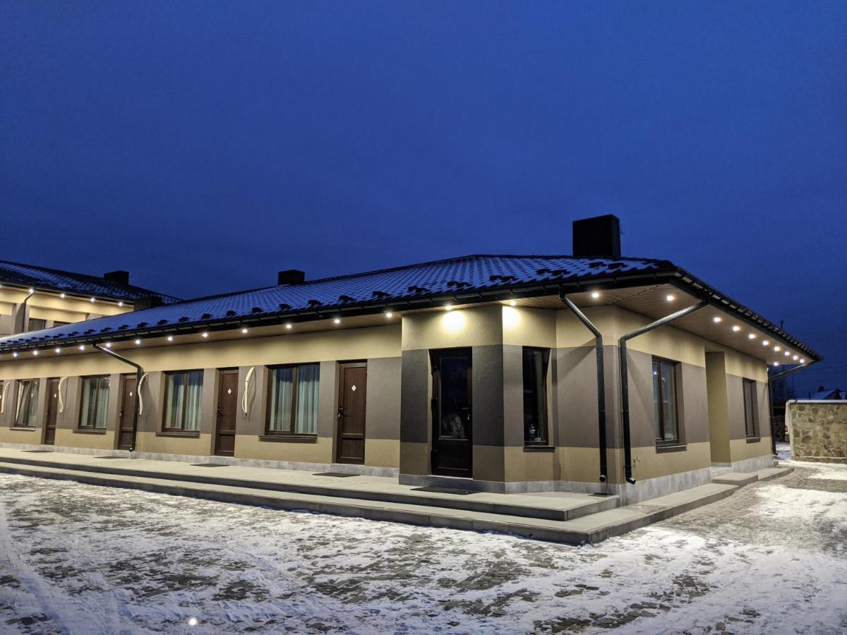 Karavan Hotel Bila Krynytsya  Exterior photo