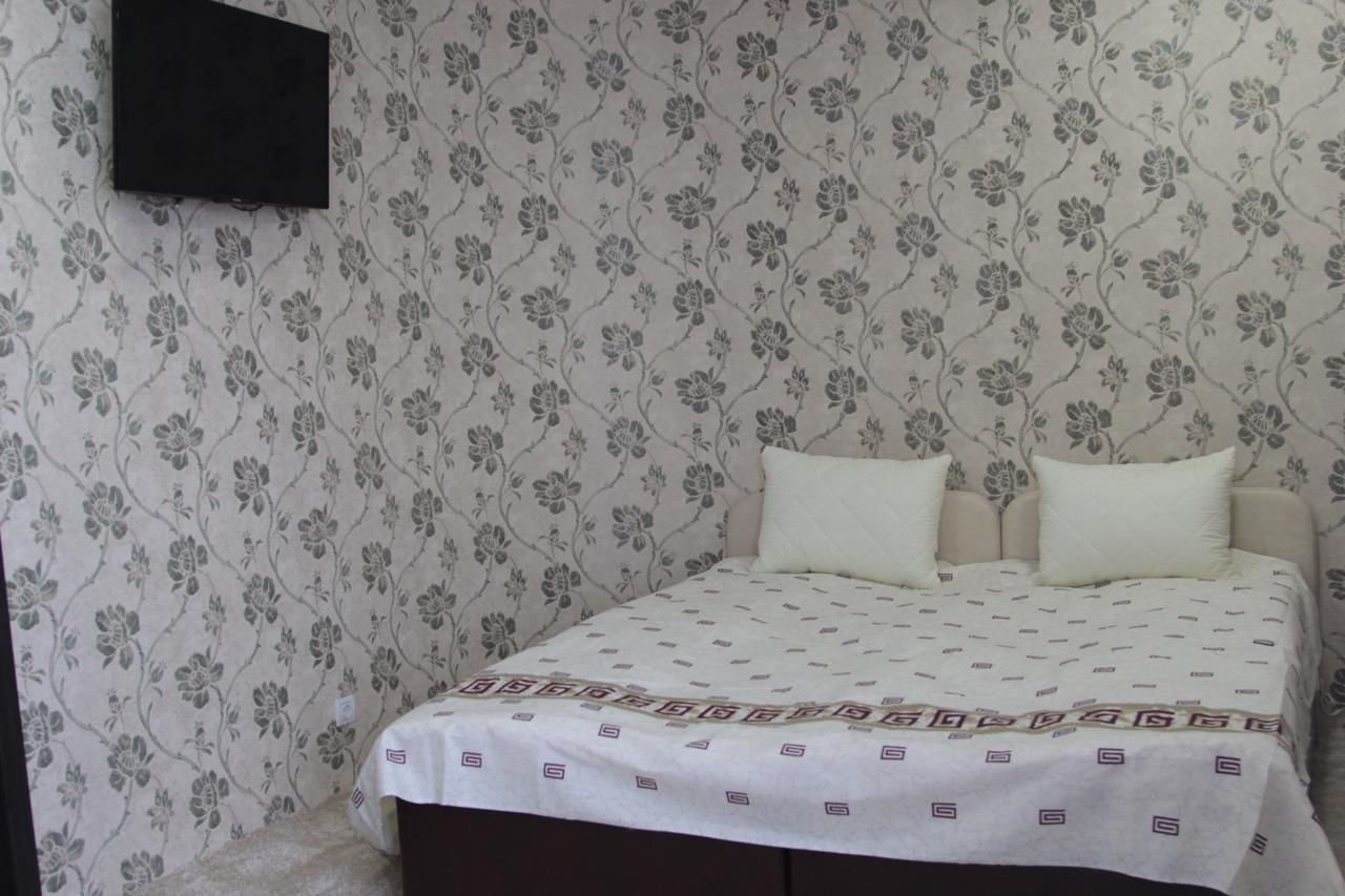 Karavan Hotel Bila Krynytsya  Exterior photo