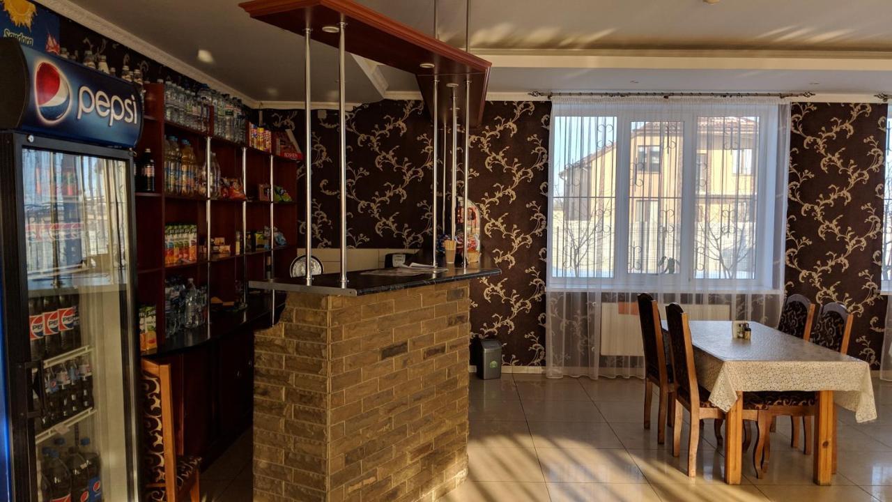 Karavan Hotel Bila Krynytsya  Exterior photo