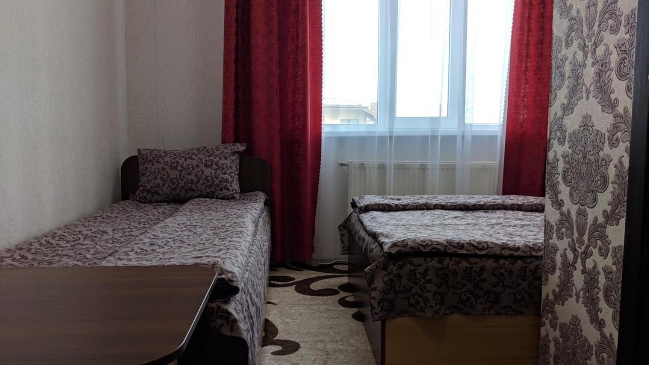 Karavan Hotel Bila Krynytsya  Exterior photo